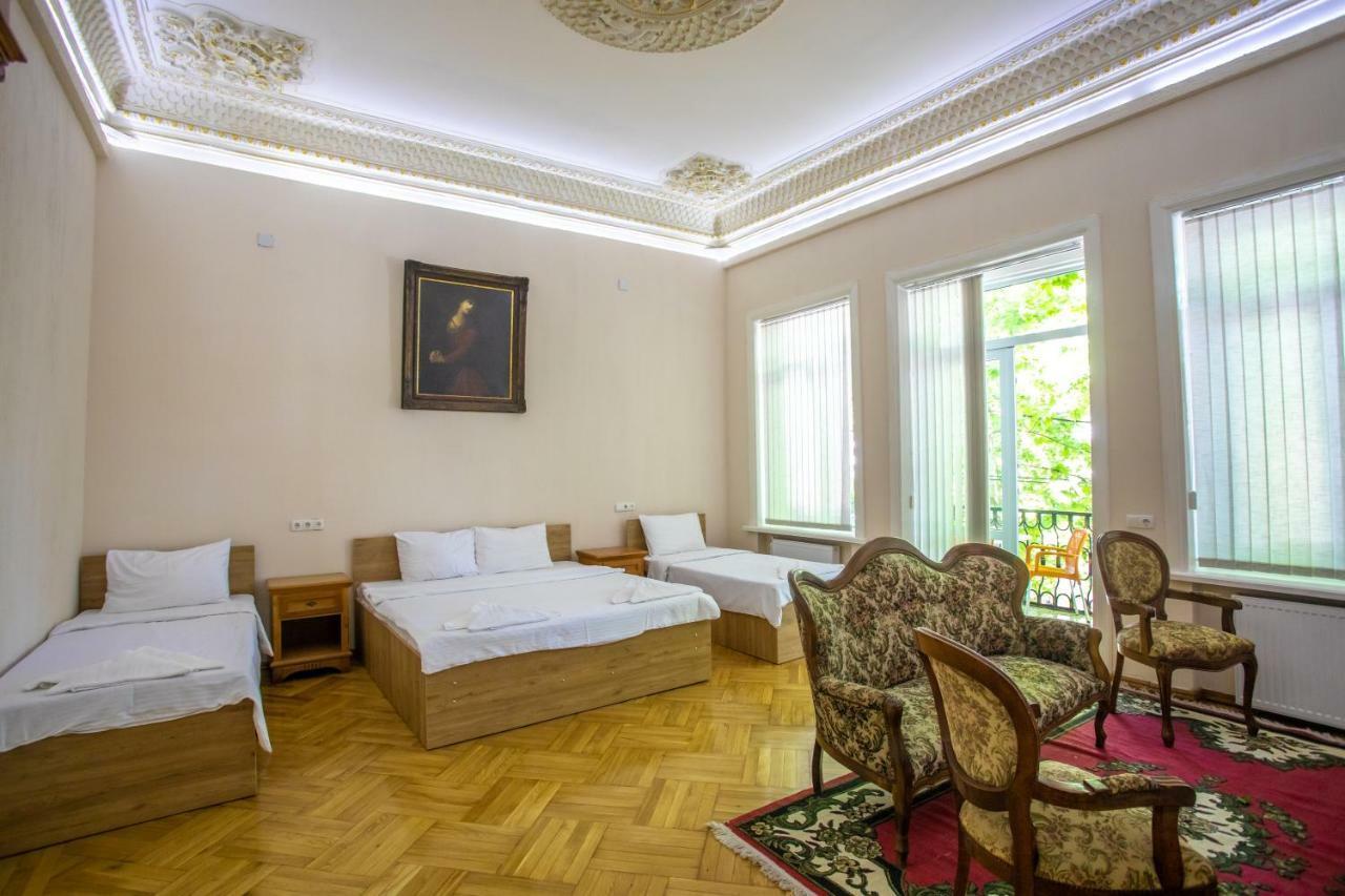 Hotel Veneto Kutaisi Eksteriør billede