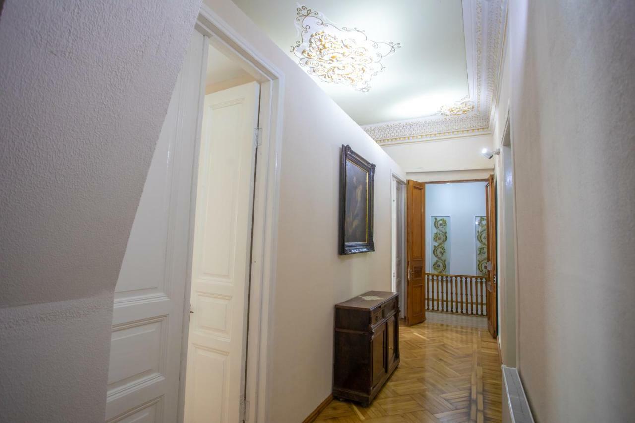 Hotel Veneto Kutaisi Eksteriør billede
