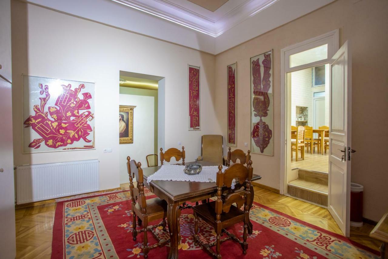 Hotel Veneto Kutaisi Eksteriør billede
